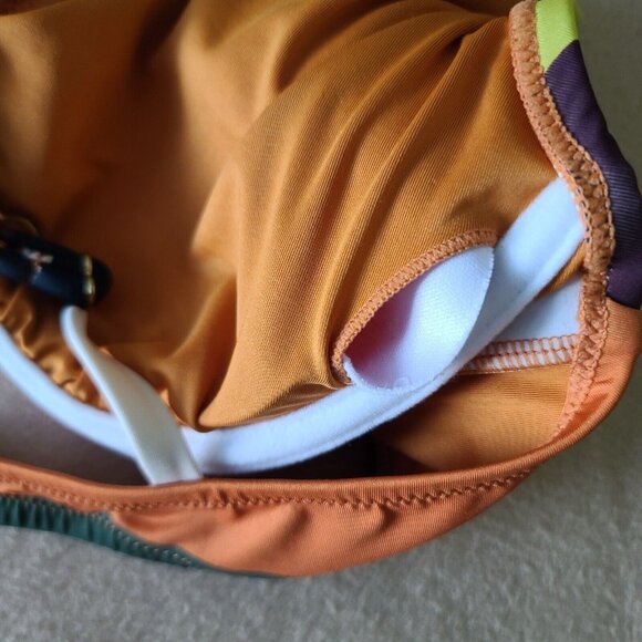 Sanctuary Float On Plunge Triangle Bikini Swim Top L Underwire Multicolor NWT - Picture 6 of 10